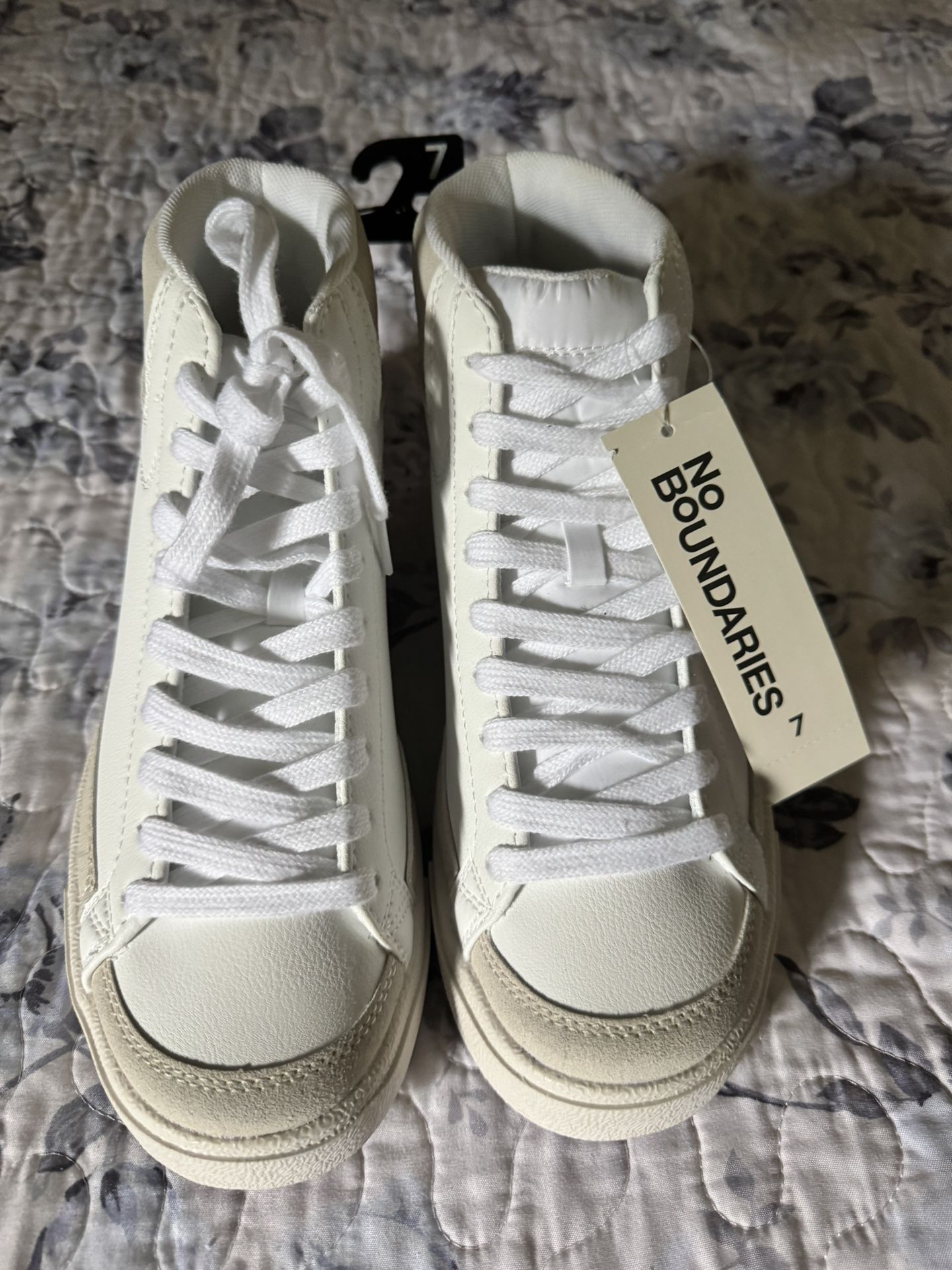 Ladies Sneakers