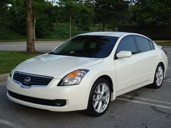2006 NISSAN ALTIMA SE CLEAN TITLE AND CARFAX