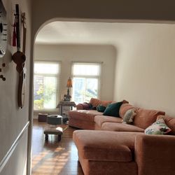 Must Go Today. Exquisite, Comfortable Modular Sofa