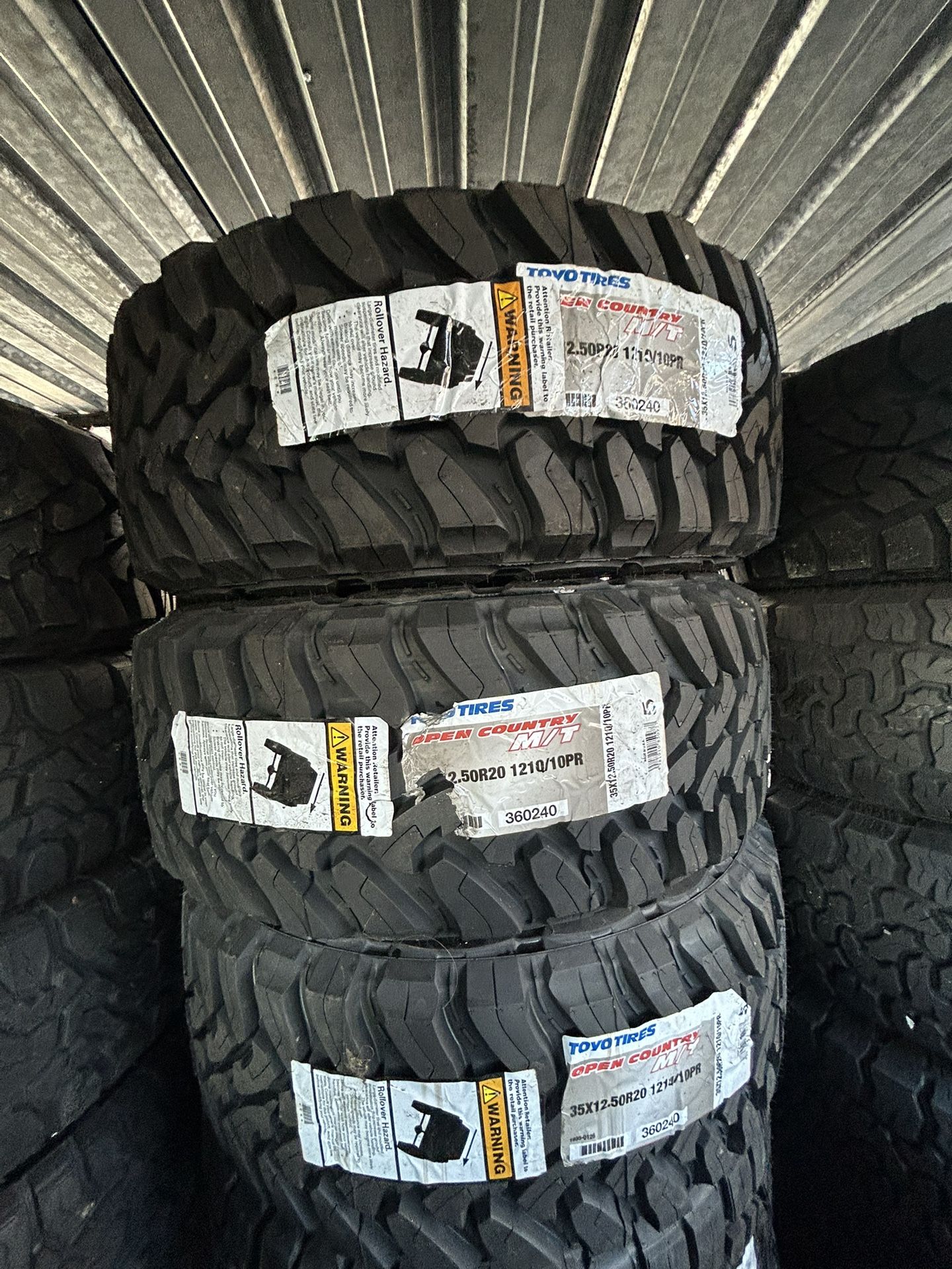 TOYO M/T 35x12.50R20 TIRES FOR SALE!!!