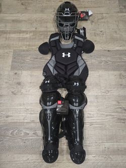 Under Armour UA Pro 4 NOCSAE Youth Baseball Catcher's Package