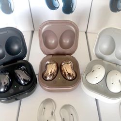 Samsung Galaxy 🔥🔥Buds3 Live Wireless Earbuds 🔥🔥Bluetooth Headset Charging Case🔥🔥 Work With All Phones