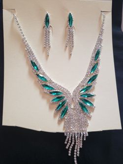 Fashion Necklace N Earrings Set 