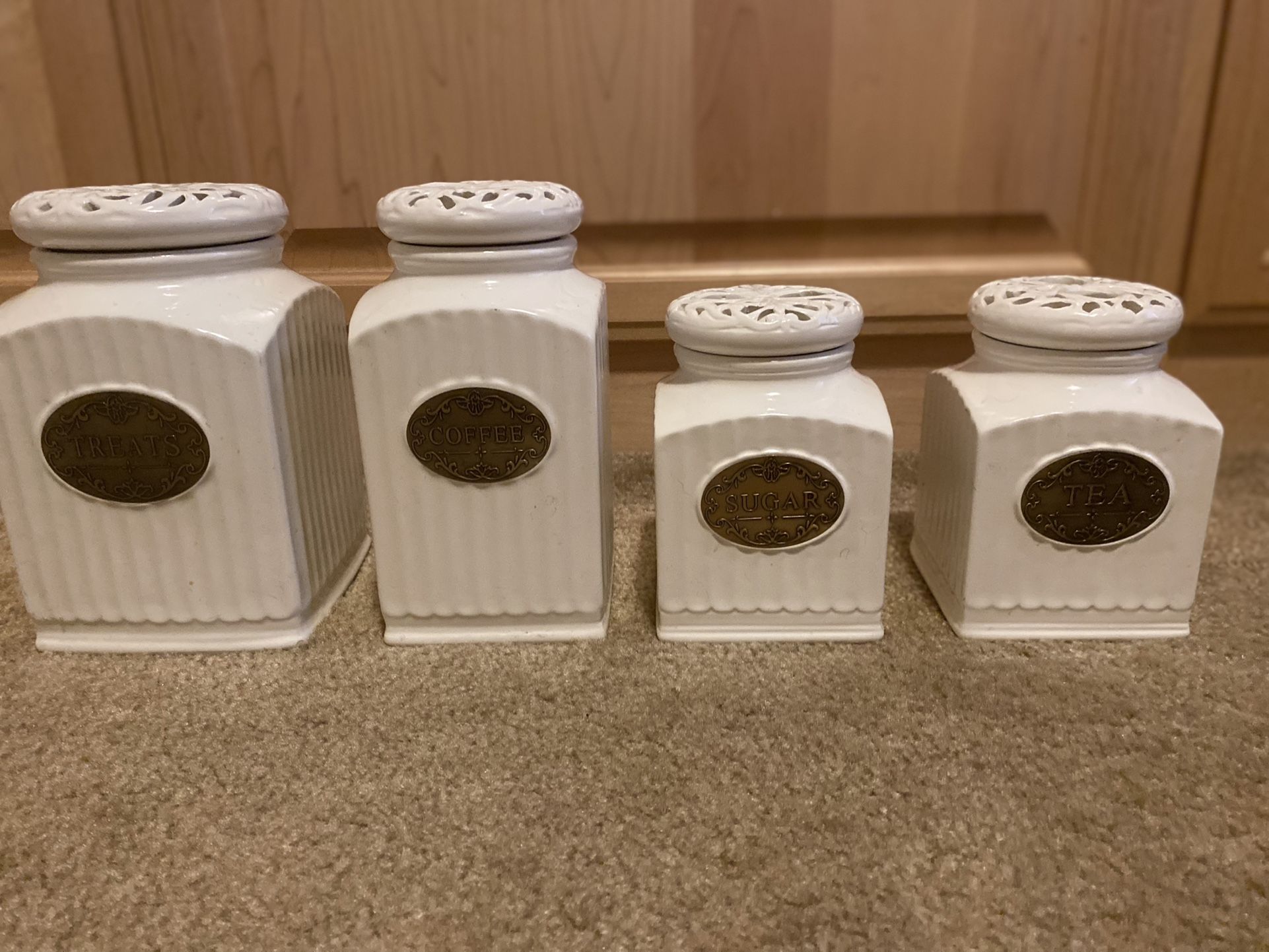 THL Collectible Kitchen Canister Set Farmhouse Shabby Chic