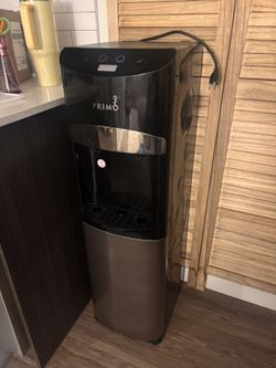Bottom Loading Filtered Water Dispenser