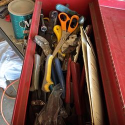 Red metal 20”  toolbox