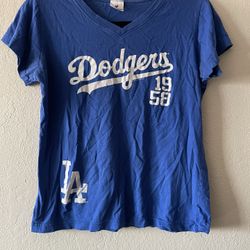 Soft as a Grape, Women’s Royal Blue Dodgers Shortsleeved Shirt, Size M