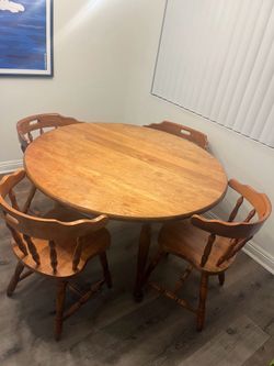 Round Dining Table