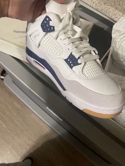 Brand new jordan 4 sb navy