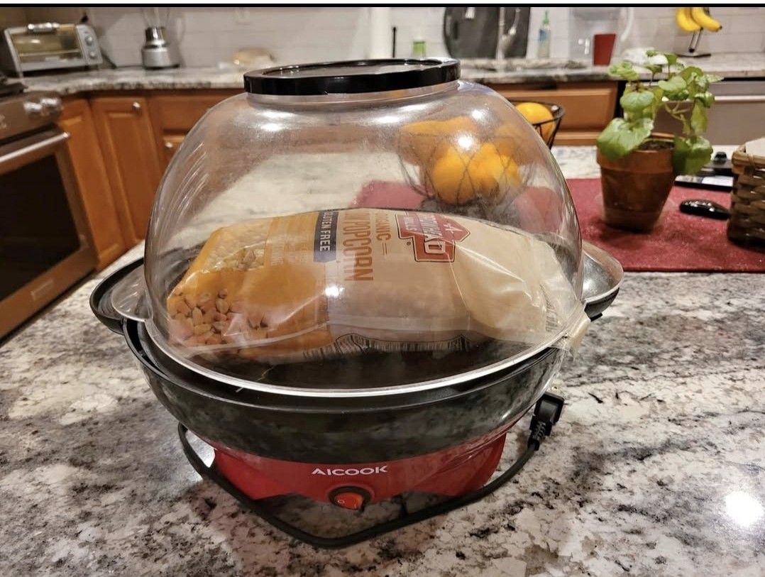 POPCORN 🍿 MAKER..& POPCORN