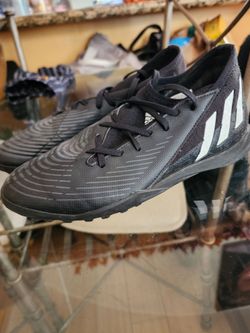 Adidas kids soccer shoes 5.5