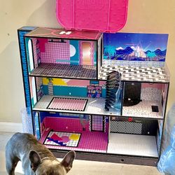 L.O.L. Dollhouse & L.O.L. Airplane with storage Case