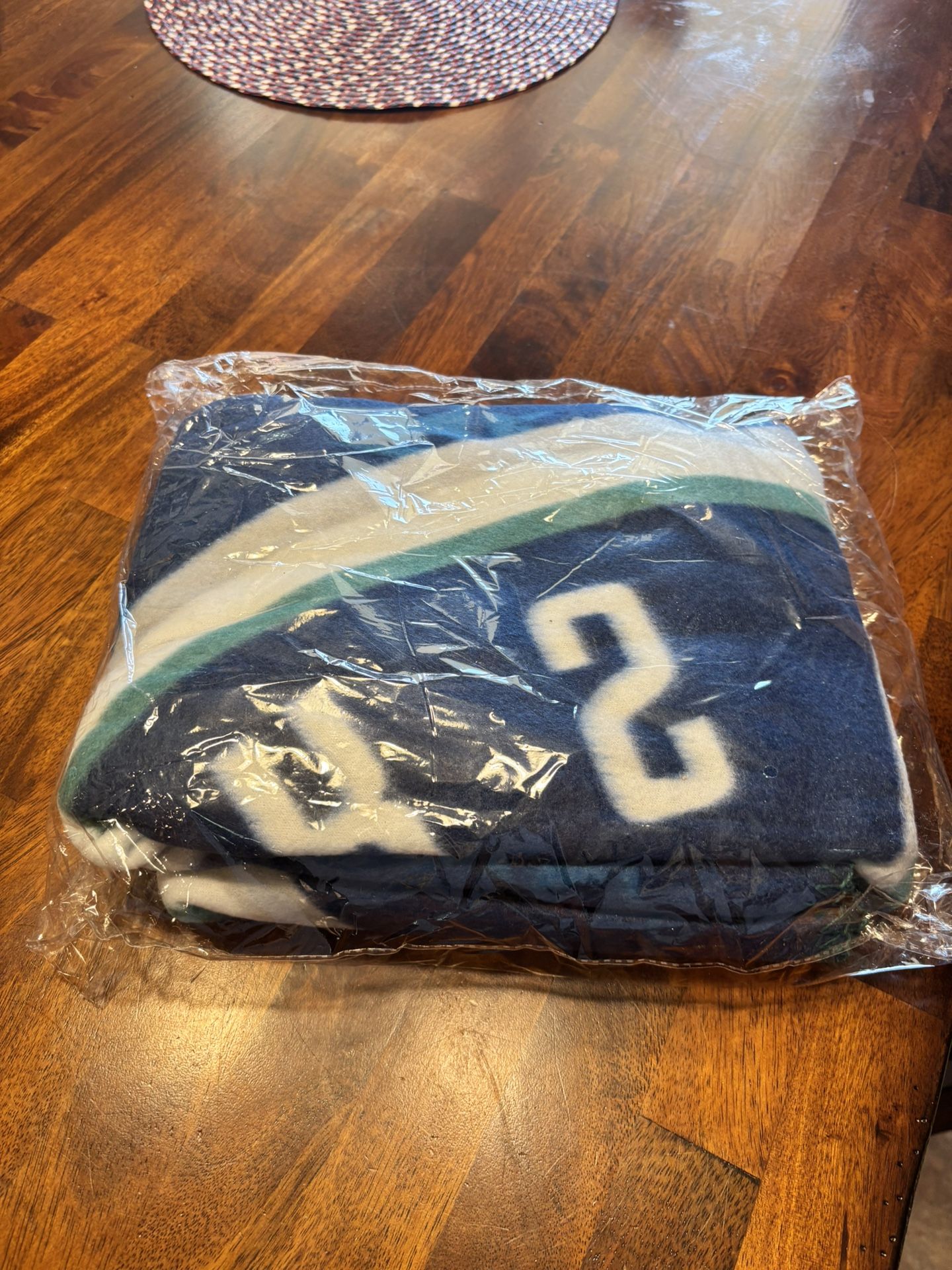 Seattle mariners throw blanket