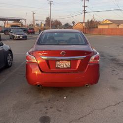 Nissan Altima 