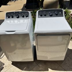NEW GE WASHER AND DRYER GAS WITH A FACTORY WARRANTY 6/14/25. SOLD AS A PAIR ONLY 