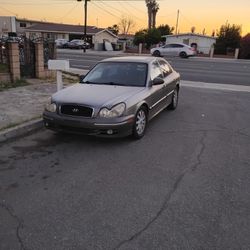 2003 Hyundai Sonata Drives Fine Only Needs Tire And Tags I Believe Tags Were 300 Dollars Or So 160 K Miles No Check Engine 