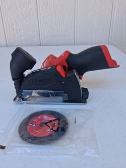 Milwaukee m12 compact 3in cut off tool