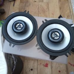 Kenwood 4 In Speakers 