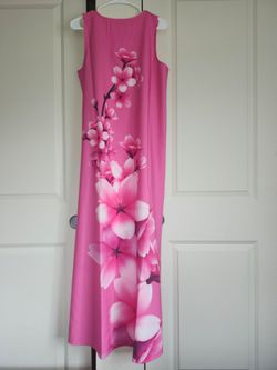 DRESSES!
