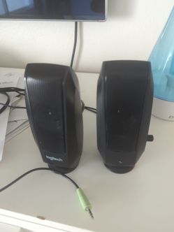 Computer speakers