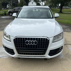 2103 Audi Q5 Premium