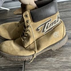 MEN'S   TIMBERLAND  BOOTS,