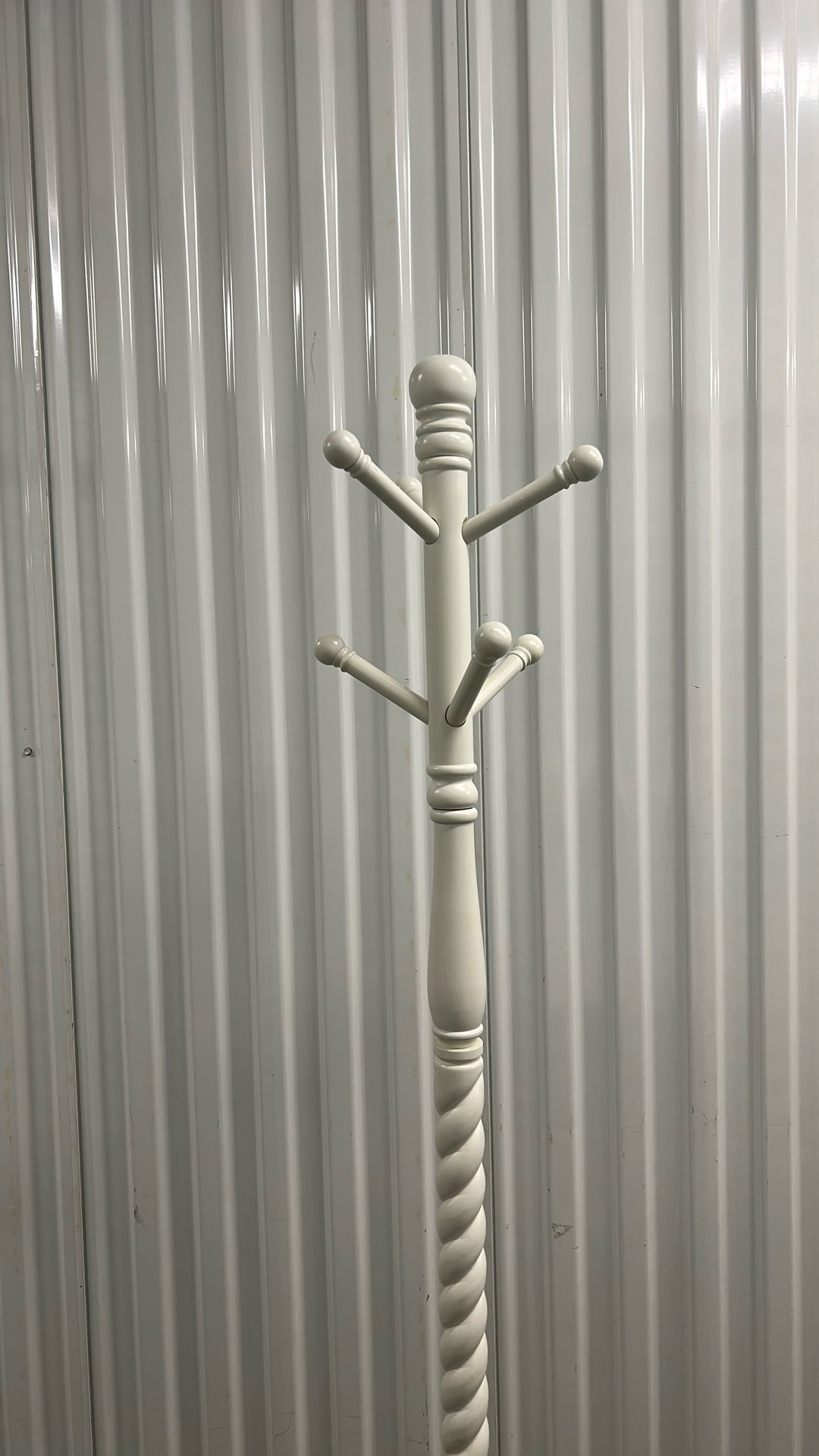 Clothes Hanging Rack