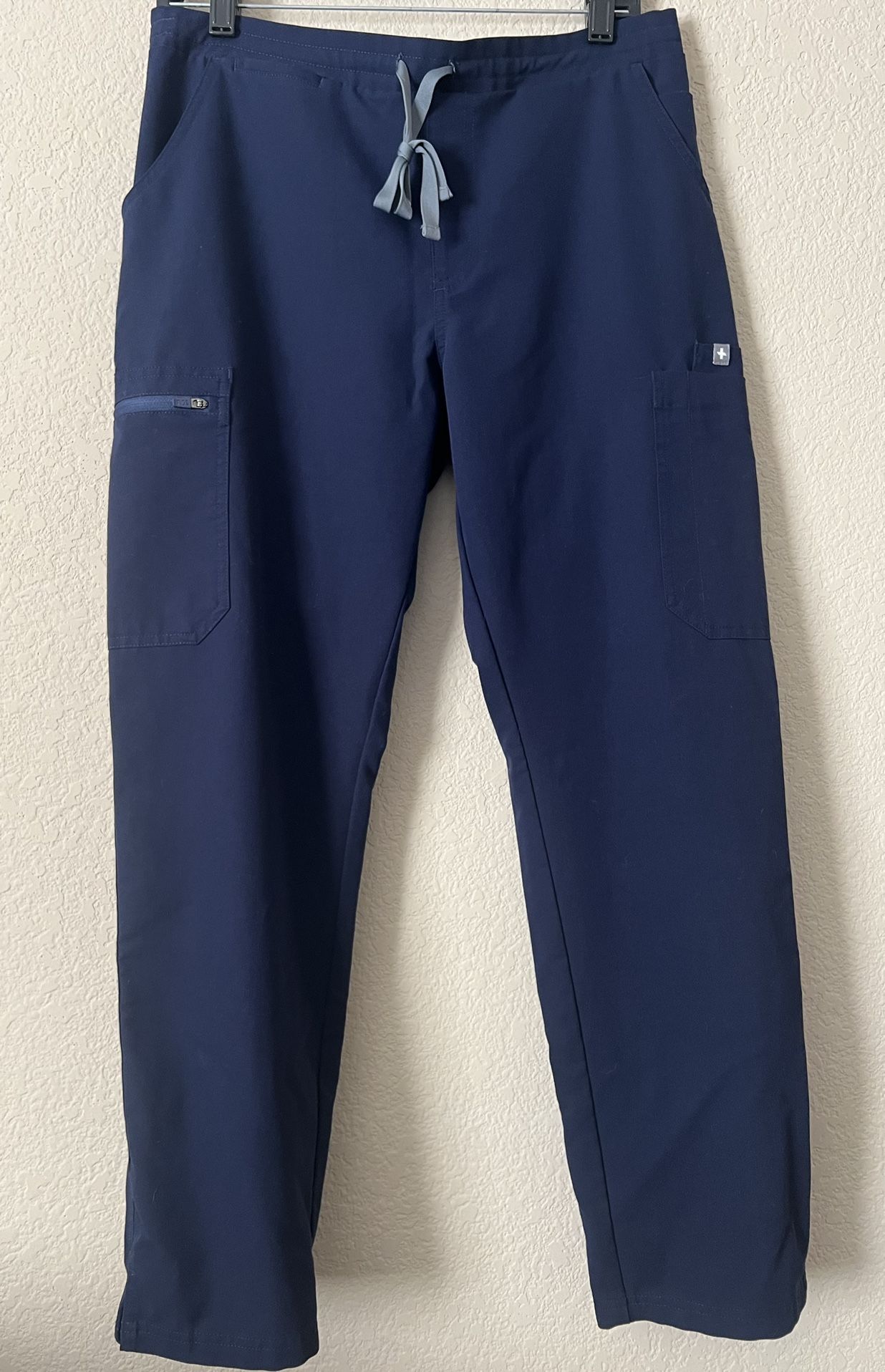 Figs Clothing Technical Collection Women’s Medium Petite Navy Blue Scrubs