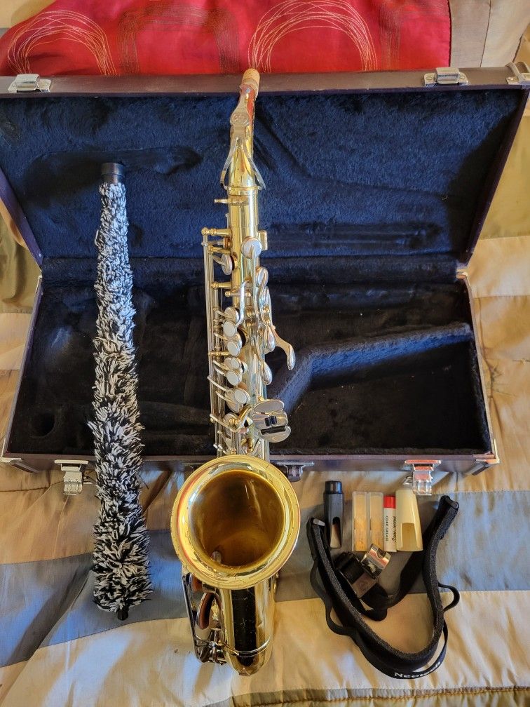 Yamaha YAS23 Alto Saxophone (Japan)