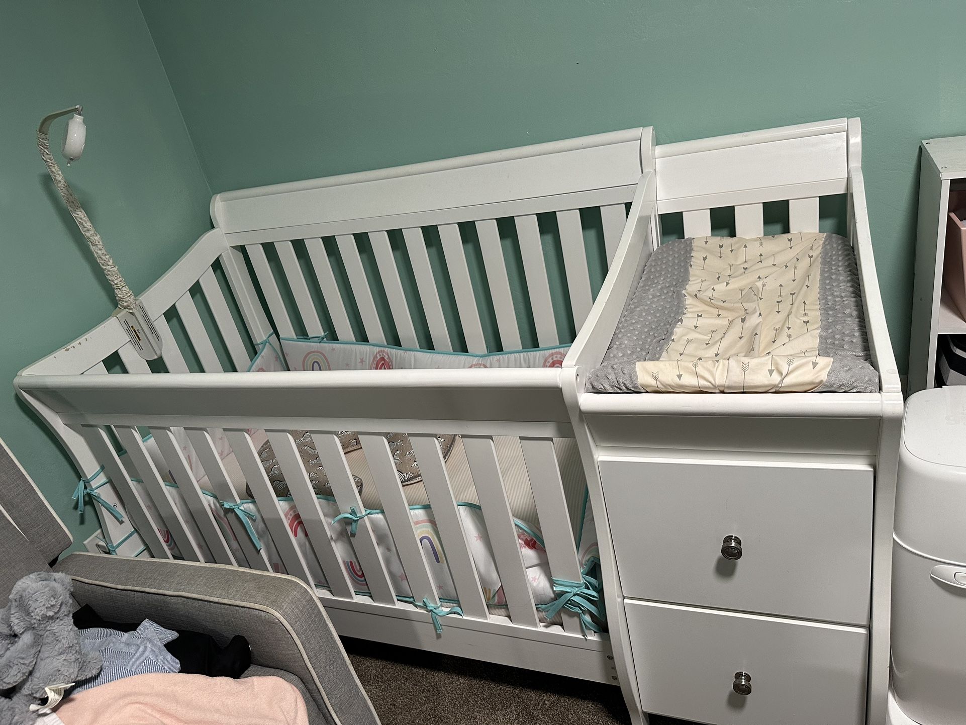 Baby Crib with changing table