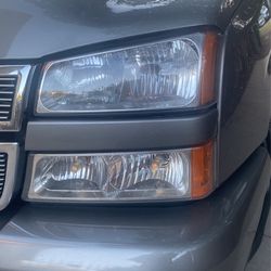 06 Silverado Headlights 