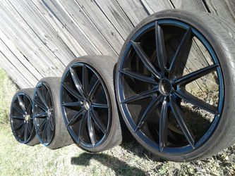22 inch Blue Diamond Staggered wheels and tires