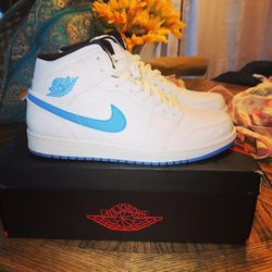 Jordan 1 Legend Blue  