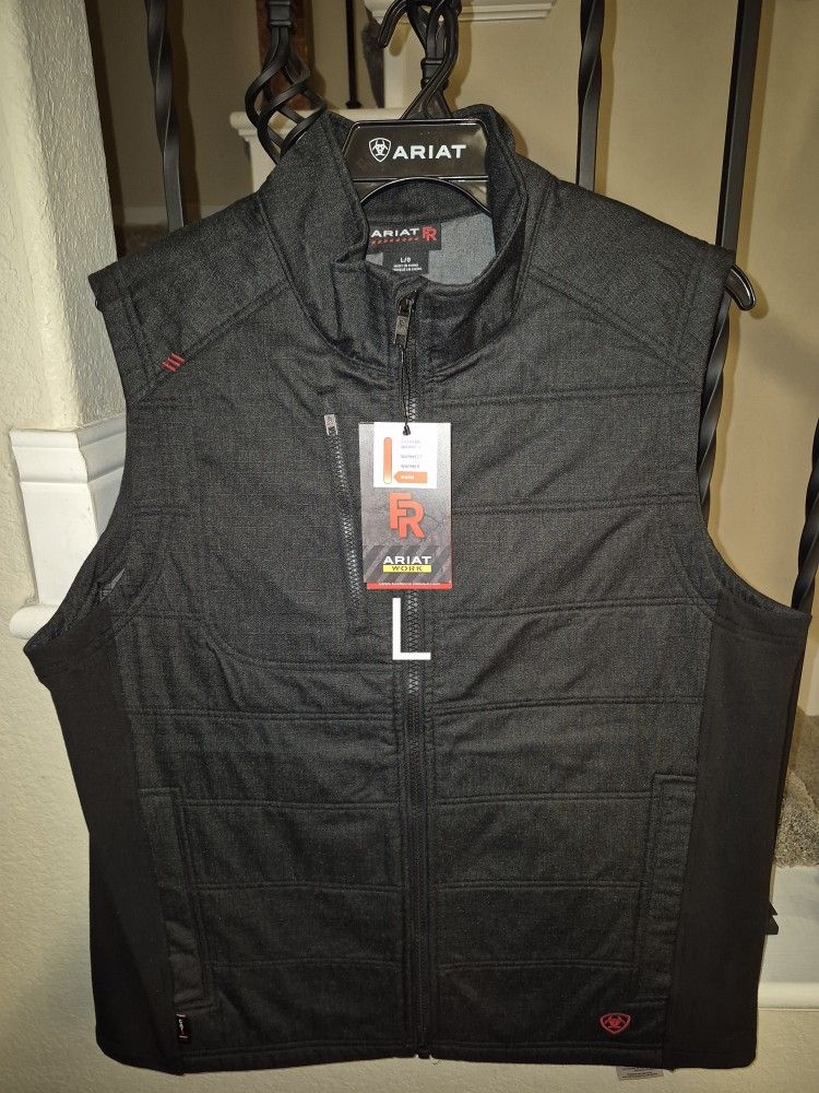 ARIAT FRC CLOUD 9 DURA STRETCH INSULATED ZIP-UP VEST JACKET