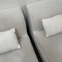 White Couch & Pillows