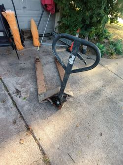 Pallet yak 4,000 pn