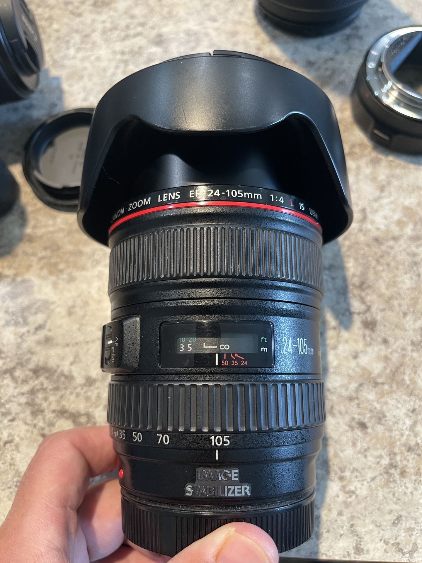 Canon Ef 24 105 L USM F/4 With Caps And Hood