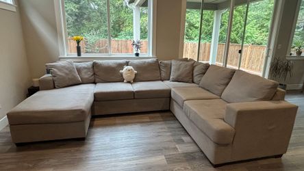 Macy Sectional Couch