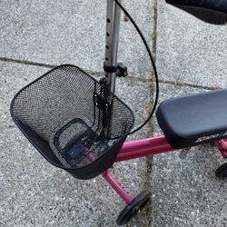 KneeRover steerable knee Scooter 