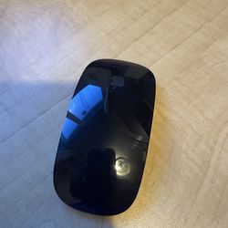 black apple magic mouse
