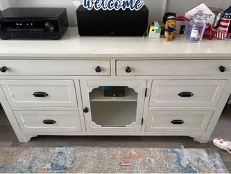 TV Stand 64.5”x35”