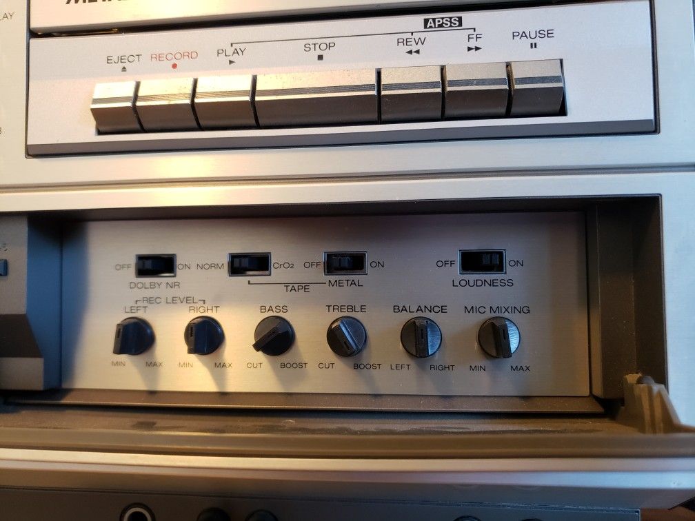 Vintage boombox turntable Sharp VZ-3000 *SOUNDS GREAT, NEEDS TT BELT ...