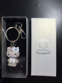 Swarovski Crystals - Hello Kitty Chain (Brand New)