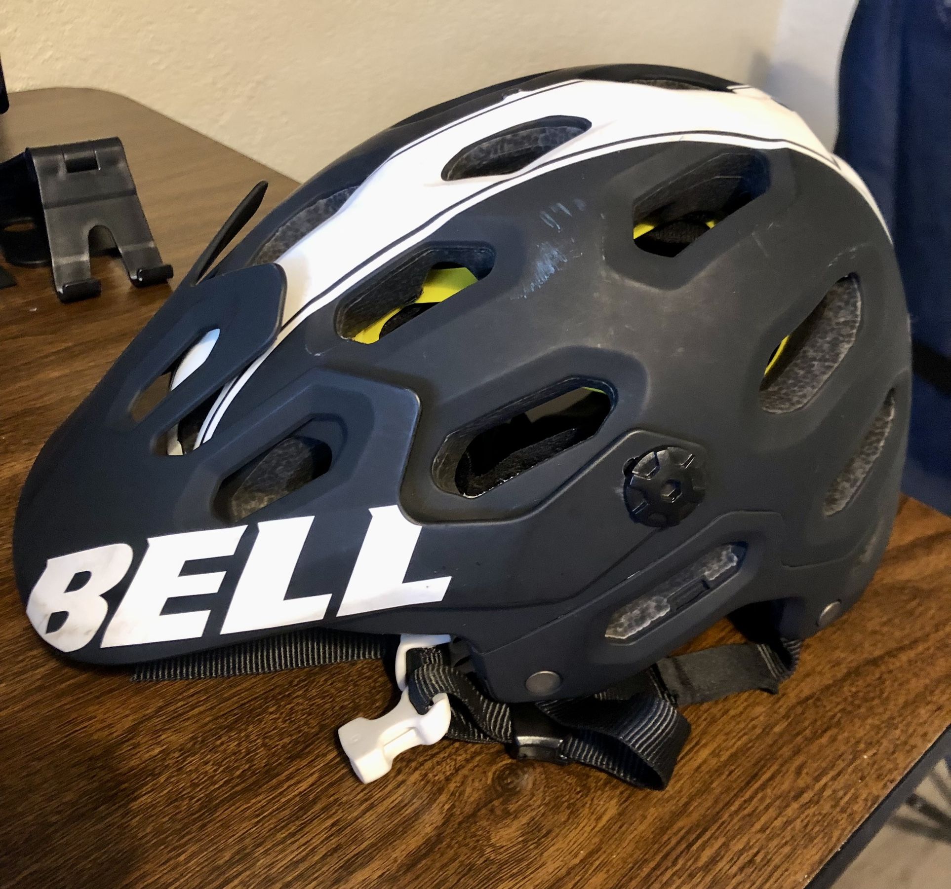 Bell Super Mips Helmet