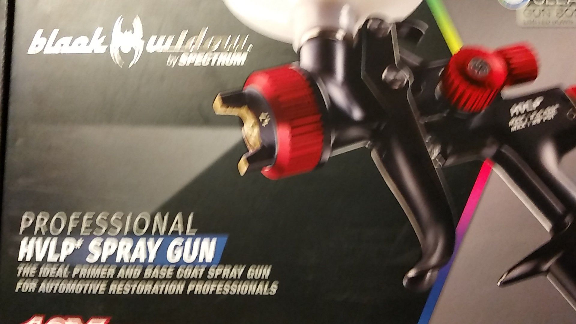 Brand new black widow spray gun still in unopened box