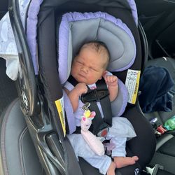 Infant Car seat 