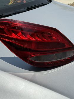 C300 Mercedes Benz Driver Side Taillight 2015-2019