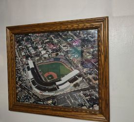 WRIGLEY FIELD CHICAGO ILLINOIS, 1985 AERIAL VIEW FRAMED POSTER 28"×24"
