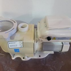 PENTAIR POOL PUMP. NEW... PENTAIR / PROGRAMMABLE 