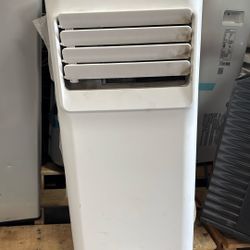 Vissani 6,000 BTU (DOE) Portable Air Conditioner, model VAP06R1AWTS